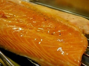 O salmão é uma das principais espécies de peixe importadas para o Brasil (Foto: Divulgação/ RBS TV)