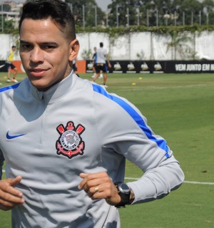 Giovanni Augusto segue acelerando a recuperação no Corinthians: 