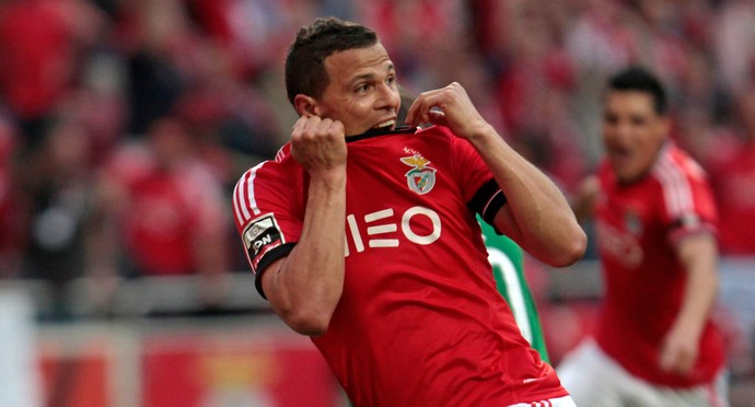 Lima Benfica (Foto: Reuters)