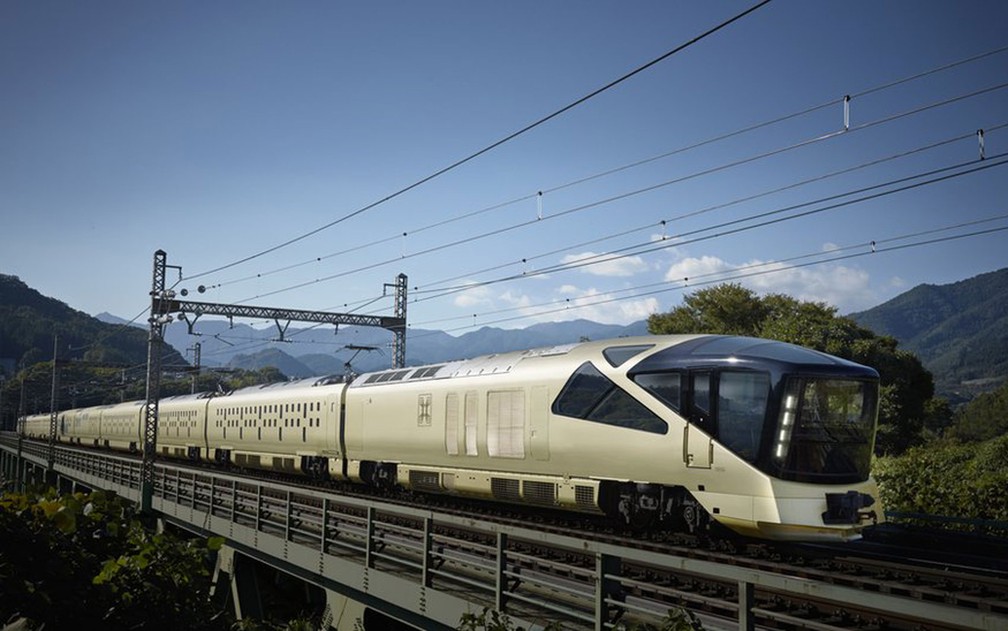 A East Japan Railway Company anunciou o serviço em 2014, mas talvez nem o mais otimista executivo previsse tanta demanda: um sorteio para a compra de assentos para o primeiro trajeto teve 76 vezes mais interessados do que lugares disponíveis (Foto: JR East)
