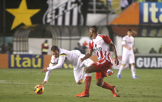 Montillo Santos e Nautico (Foto: Lucas Baptista / Agência estado)