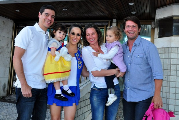Fernanda Pontes festeja 2 anos da filha, Malu (Foto: Roberto Teixeira/EGO)