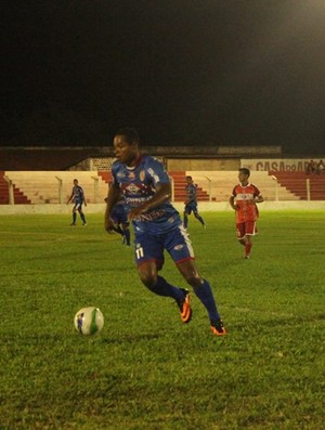 Fabiano comemora gol do Enxuga Rato pela Copa Piauí (Foto: Wenner Tito)