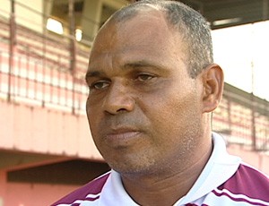 Mauro Soares, técnico da Desportiva  (Foto: Reprodução/TV Gazeta)