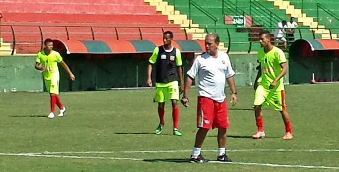 João Vallim, técnico do Velo Clube (Foto: Paulino Mello/Velo)