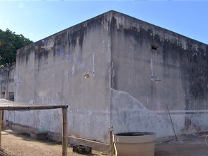 Presos escalaram parede de 12 metros para fugir (Foto: Reprodução/TV Anhanguera)
