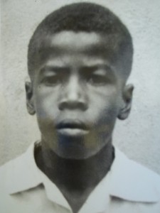 O aluno Joaquim Barbosa, aos 14 anos (Foto: Reprodução / Cíntia Acayaba / G1)