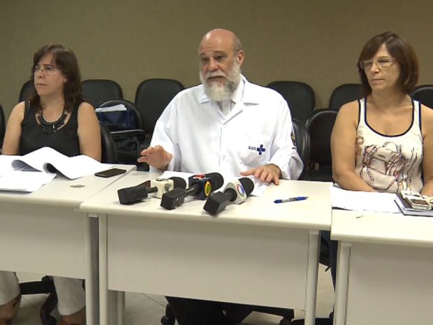 O secretário de Saúde de Ribeirão Preto, Stênio Miranda, em coletiva sobre os números da dengue (Foto: Reprodução/EPTV)