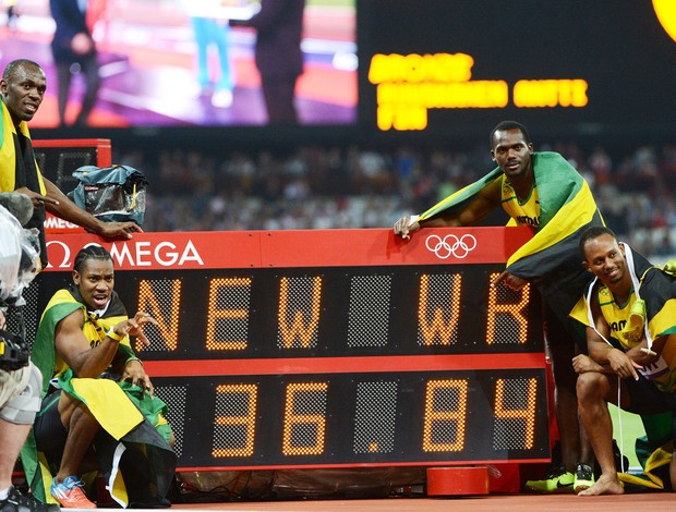 Jamaica recorde nos 4x100, Londres 2012 (Foto: Agência AFP)