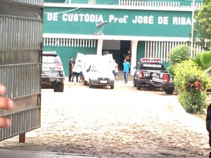 Delegacia de Homicídios também investiga o caso (Foto: Vinicius Vainer/TV Clube) Delegacia de Homicídios também investiga o caso (Foto: Vinicius Vainer/TV Clube)