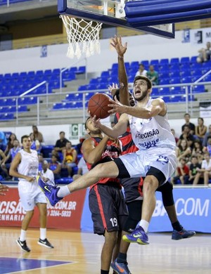 Minas x Vitória, pelo NBB, em Belo Horizonte (Foto: Orlando Bento/Minas)