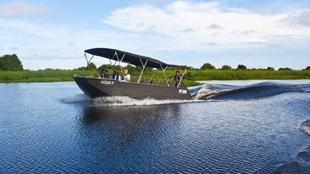 Luxo e exotismo no Sudeste Asiático (Foto: Aqua Expeditions / divulgação) Luxo e exotismo no Sudeste Asiático (Foto: Aqua Expeditions / divulgação)