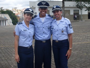 Os netos de José Máximo da Mota também seguiram carreira na Aeronáutica, como o pai e o tio (Foto: Michele Marie/G1)