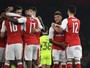 Chamberlain brilha, e Arsenal avança
na Copa da Liga; Newcastle atropela