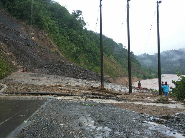 Estudante postou foto da estrada interditada no Peru (Foto: Gilvan Ferreira/Arquivo Pessoal)