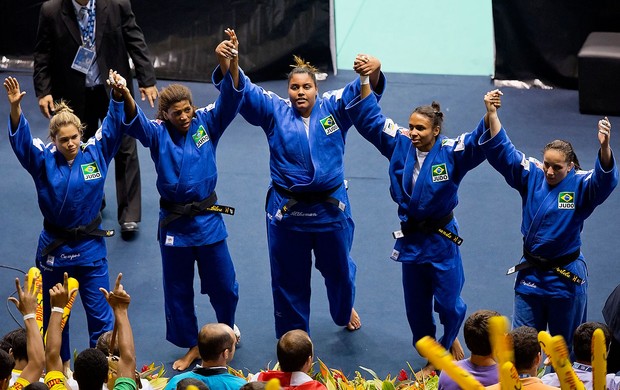 Mundial de judô equipe feminina do Brasil prata (Foto: Marcio Rodrigues / MPIX / Fotocom.net)