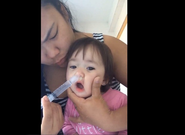 Como lavar nariz entupido de criança: vídeo de mãe viraliza nas redes  sociais - Revista Crescer | Saúde