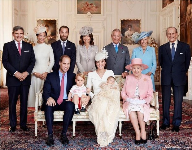 Família Real no batizado da princesa Charlotte Elizabeth (Foto: Reprodução/Mario Testino/Art Partne)