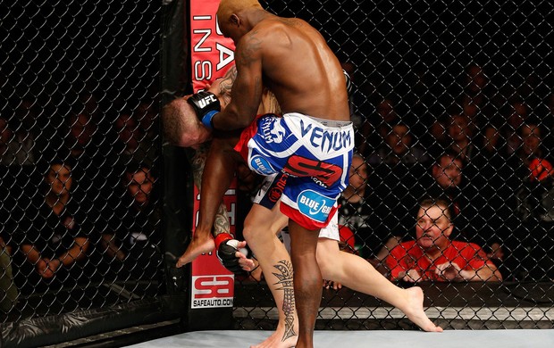 UFC Ross Pearson e Melvin Guillard (Foto: Agência Getty Images)