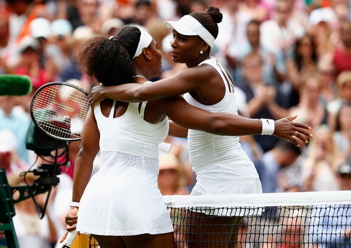 Serena e Venus se enfrentaram seis vezes só em Wimbledon (Foto:  Julian Finney / Getty Images)