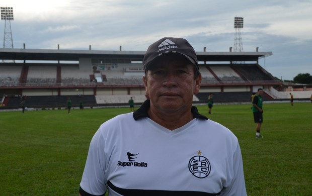 Filiba, treinador do São Raimundo (Foto: Weldon Luciano/GloboEsporte.com) Filiba, treinador do São Raimundo (Foto: Weldon Luciano/GloboEsporte.com)
