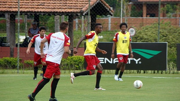 treino São Paulo (Foto: Rubens Chiri / saopaulofc.net)