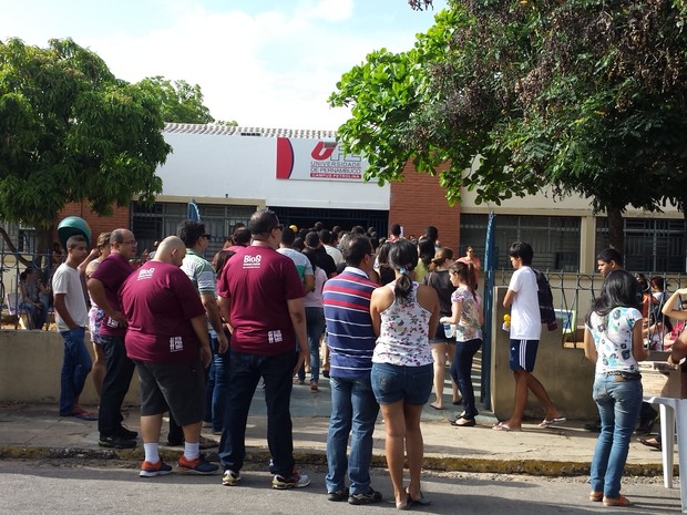 Vestibular UPE em Petrolina (Foto: Luana Bernardes/Tv Grande Rio)