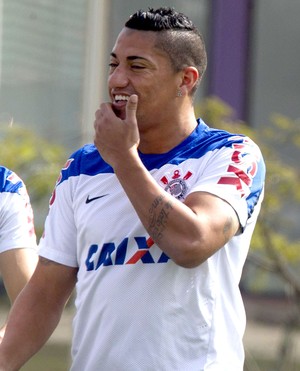 Timão espera Ralf recuperado e Renato Augusto 100% em decisão