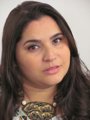 Fabiana Camilo diz que conseguiu mais contratos como após emagrecer (Foto: Fabiana Camilo/Arquivo Pessoal)