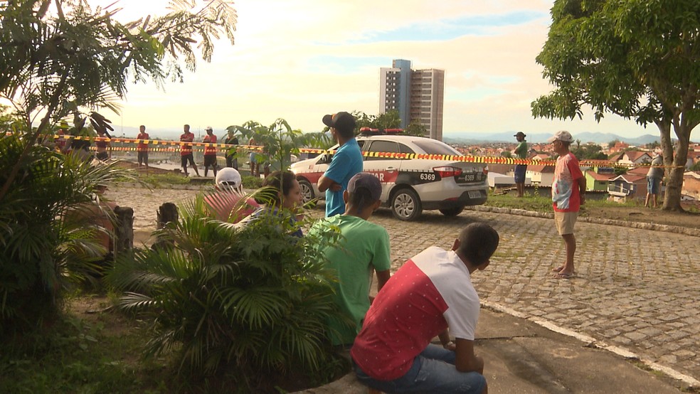 Adolescente é morto com seis tiros em Campina Grande (Foto: Reprodução/TV Paraíba)