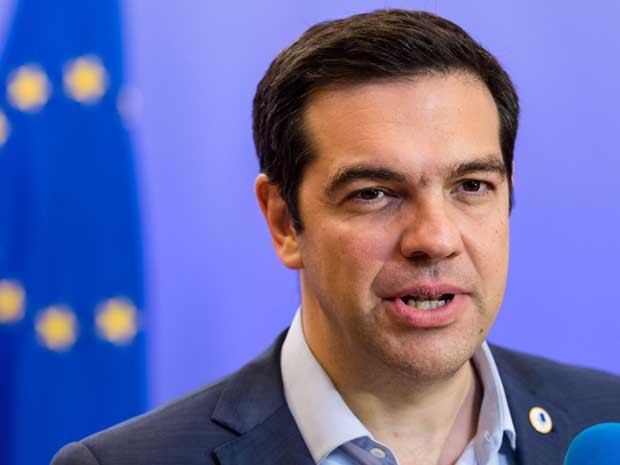 O primeiro-ministro grego Alexis Tsipras , após reunião de chefes de Estado da zona do euro (Foto: Geert Vanden Wijngaert / AP Photo)