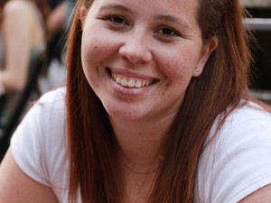 Ana Carolina Eloy é uma das organizadoras do Encontro Nacional dos Ruivos (Foto: Arquivo pessoal)