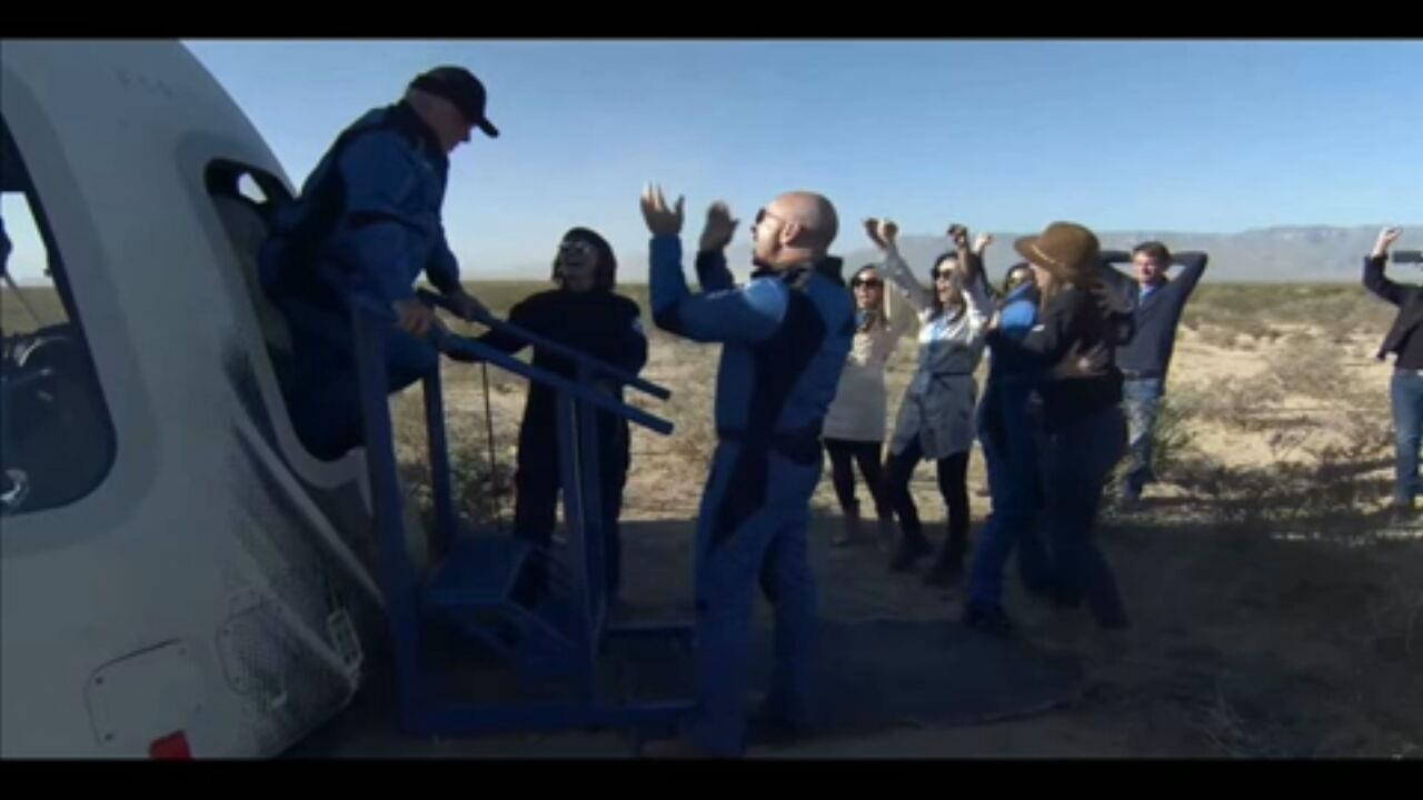 Capitão Kirk no espaço, execuções na fronteira e peixe-lua gigante: os vídeos mais vistos da semana 