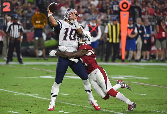 O quarterback Jimmy Garoppolo, substituto do suspenso Tom Brady, no New England Patriots (Foto: Getty Images)