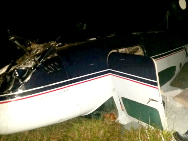 brasil - [Brasil] Avião furtado de aeroporto em MT é encontrado na Bolívia e 3 são presos Aviaoqueda1