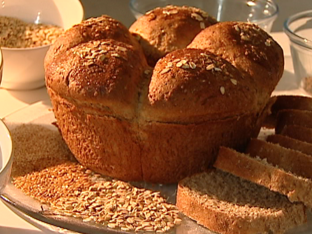 Criado por estudantes, pão sem sal combate hipertensão e obesidade (Foto: Reprodução/TV Gazeta)