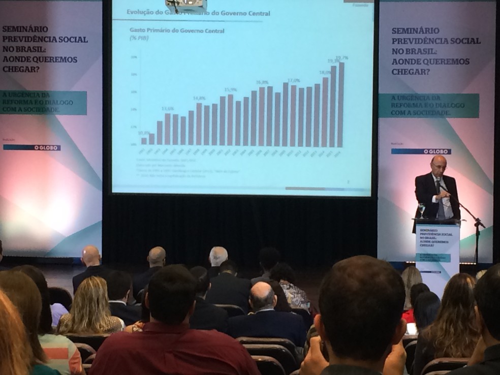 Henrique Meirelles participou de evento no jornal O Globo sobre reforma da Previdência (Foto: Daniel Silveira/G1)