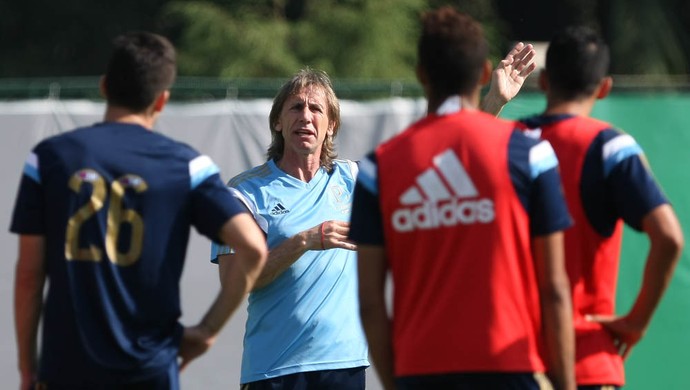 Gareca festeja Argentina na final e vê perfeição da Alemanha contra o Brasil