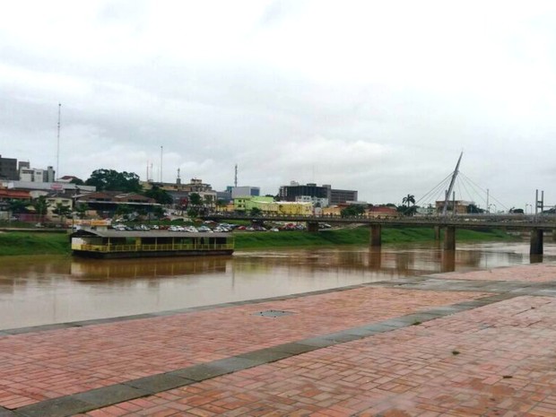 G Sol Aparece Entre Nuvens E Chove No Acre Nesta Sexta Feira