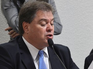 Ex-senador Gim Argello durante reunião da CPMI da Petrobras em 17 de dezembro de 2014 (Foto: Wilson Dias/Agência Brasil)
