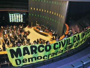 Apoiadores acompanharam da galeria da Câmara legislação considerada a constituição da rede (Foto: Gustavo Lima/Câmara)