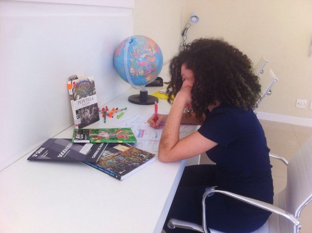 Lúcia Sierra quer estudar relações internacionais (Foto: Arquivo pessoal )