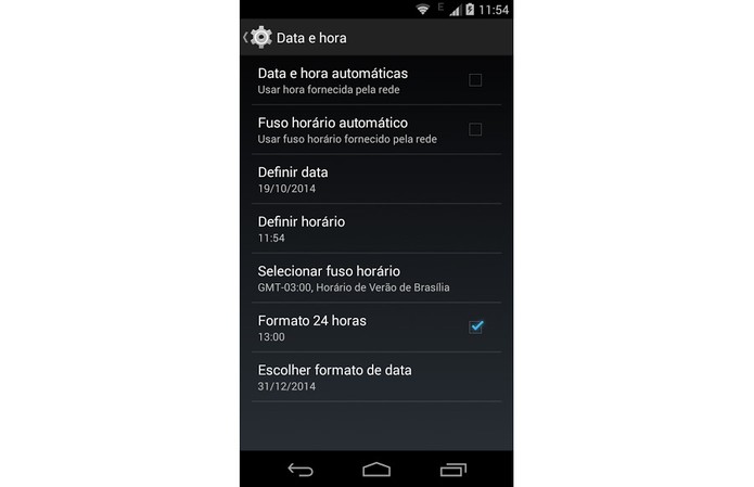 Caixas desmarcadas no menu de configuração "Data e hora" do novo Moto G (Foto: Reprodução)