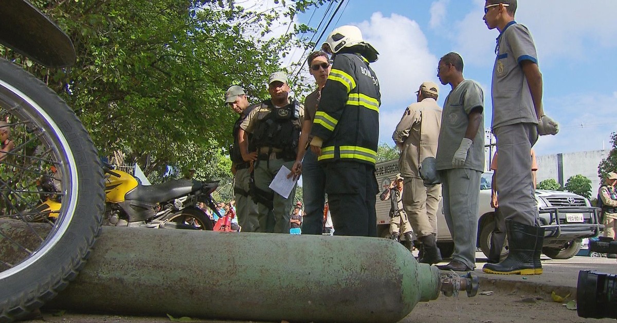 G1 No Recife, explosão em frente