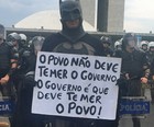 Protesto contra corrupção reúne 2 mil em Brasília (Jéssica Nascimento/G1)