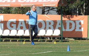 De trás para frente: Verdão de Dorival vai priorizar reconstrução defensiva