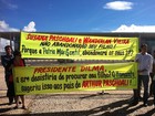 Família do DF protesta por apoio a buscas de jovem sumido no Peru Família do DF protesta por apoio a buscas de jovem sumido no Peru