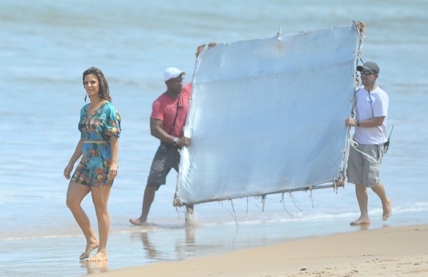 Ivete Sangalo em gravação na praia do Forte, Salvador (Foto: Francisco Cepeda / AgNews)