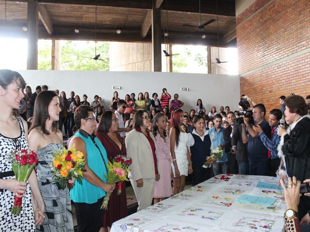 Casais se unem oficialmente em primeiro casamento homoafetivo do Piauí (Foto: Gilcilene Araújo/G1)