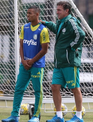 Gabriel Jesus e Cuca Palmeiras treino (Foto: Cesar Greco/Ag Palmeiras/Divulgação)